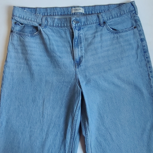 Abercrombie & Fitch The High Rise Wide Leg Jeans Raw Hem Women's Blue 35 L NWOT - Picture 11 of 16